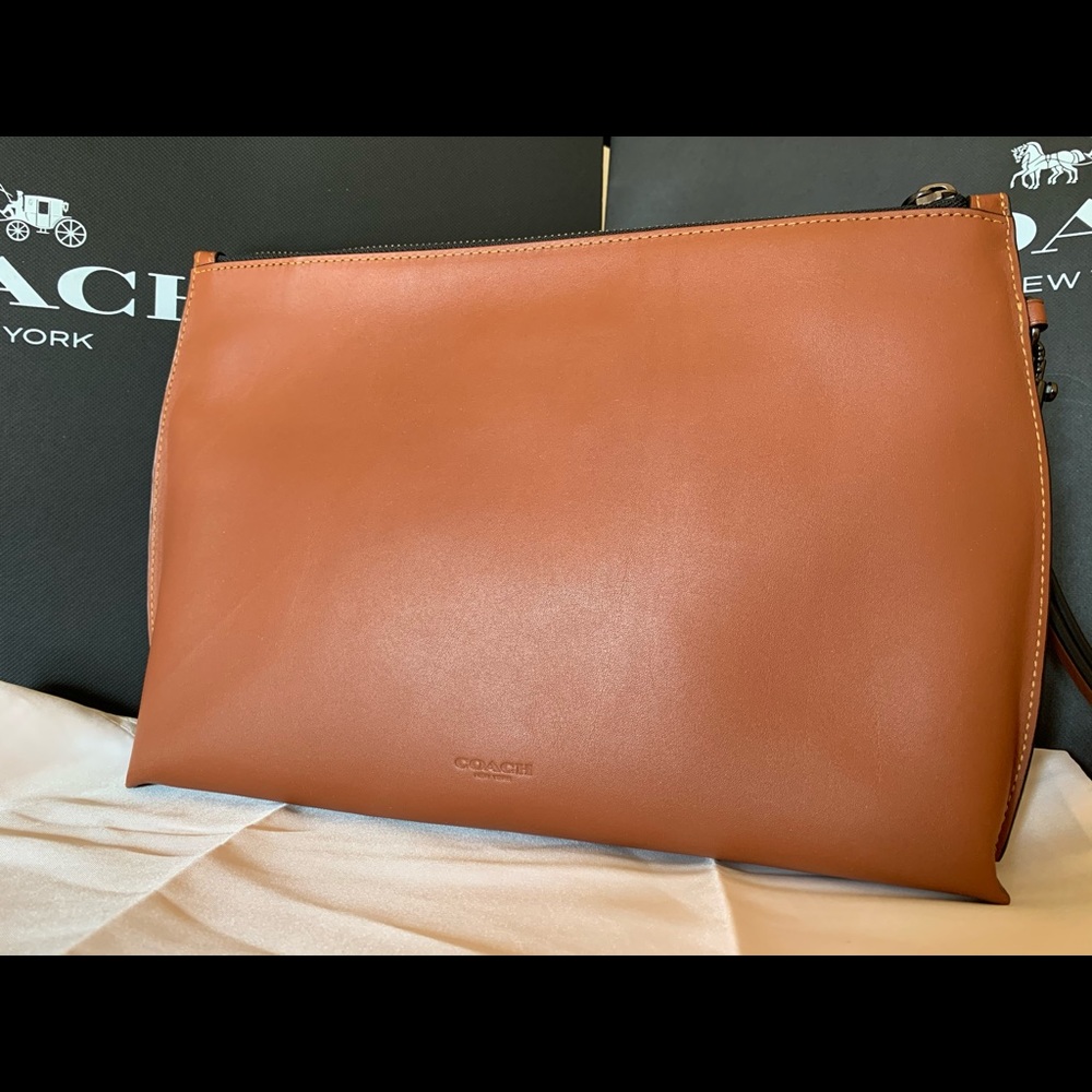 ***SOLD***NWOT COACH LTD EDITION Vandal Gummy Academy Pouch - Picture 2 of 14